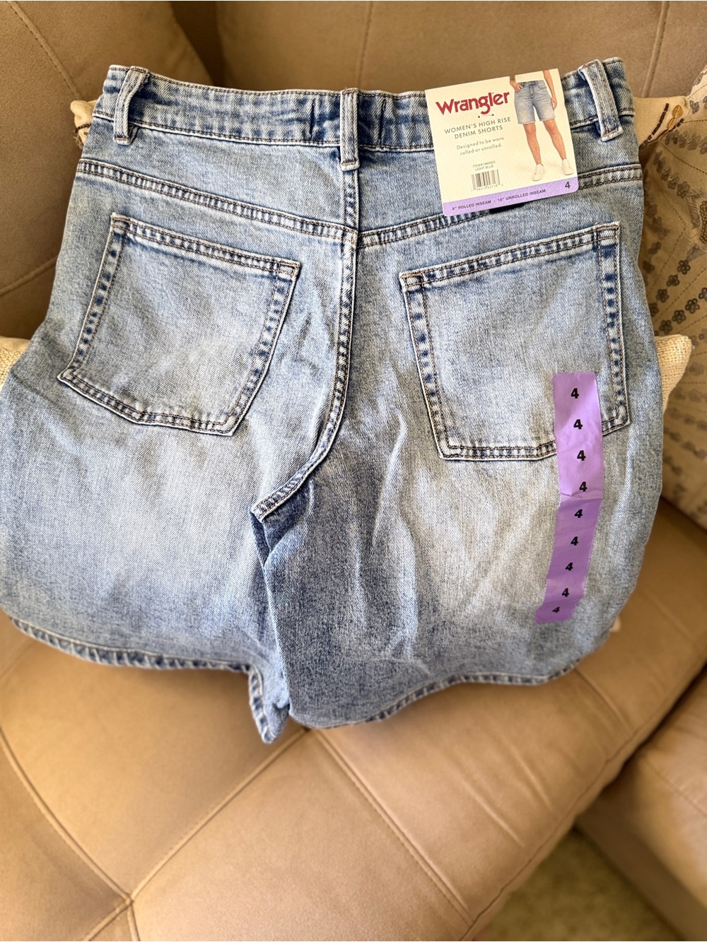 Wrangler Women's Light Wash Denim Jean Shorts - Pale Blue